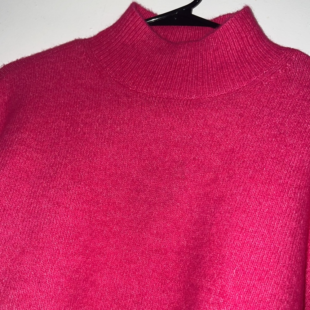 CALVIN KLEIN PINK MOCK NECK - Picture 4 of 9